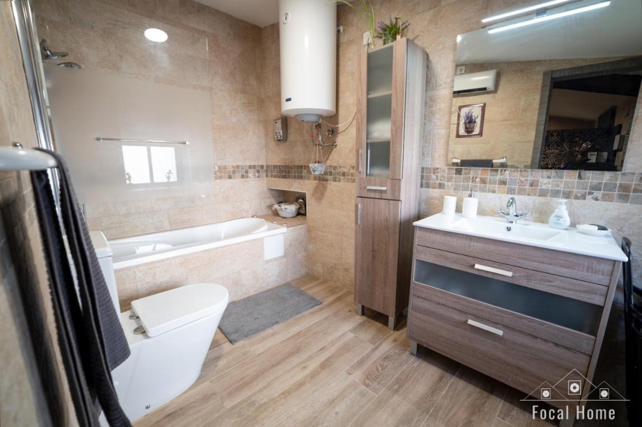 Casa Rural La Zzinetina Con Jacuzzi Константина Екстериор снимка