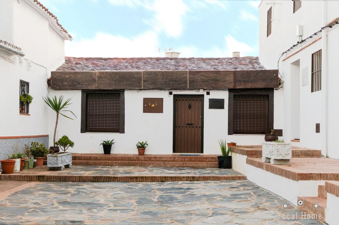 Casa Rural La Zzinetina Con Jacuzzi Константина Екстериор снимка