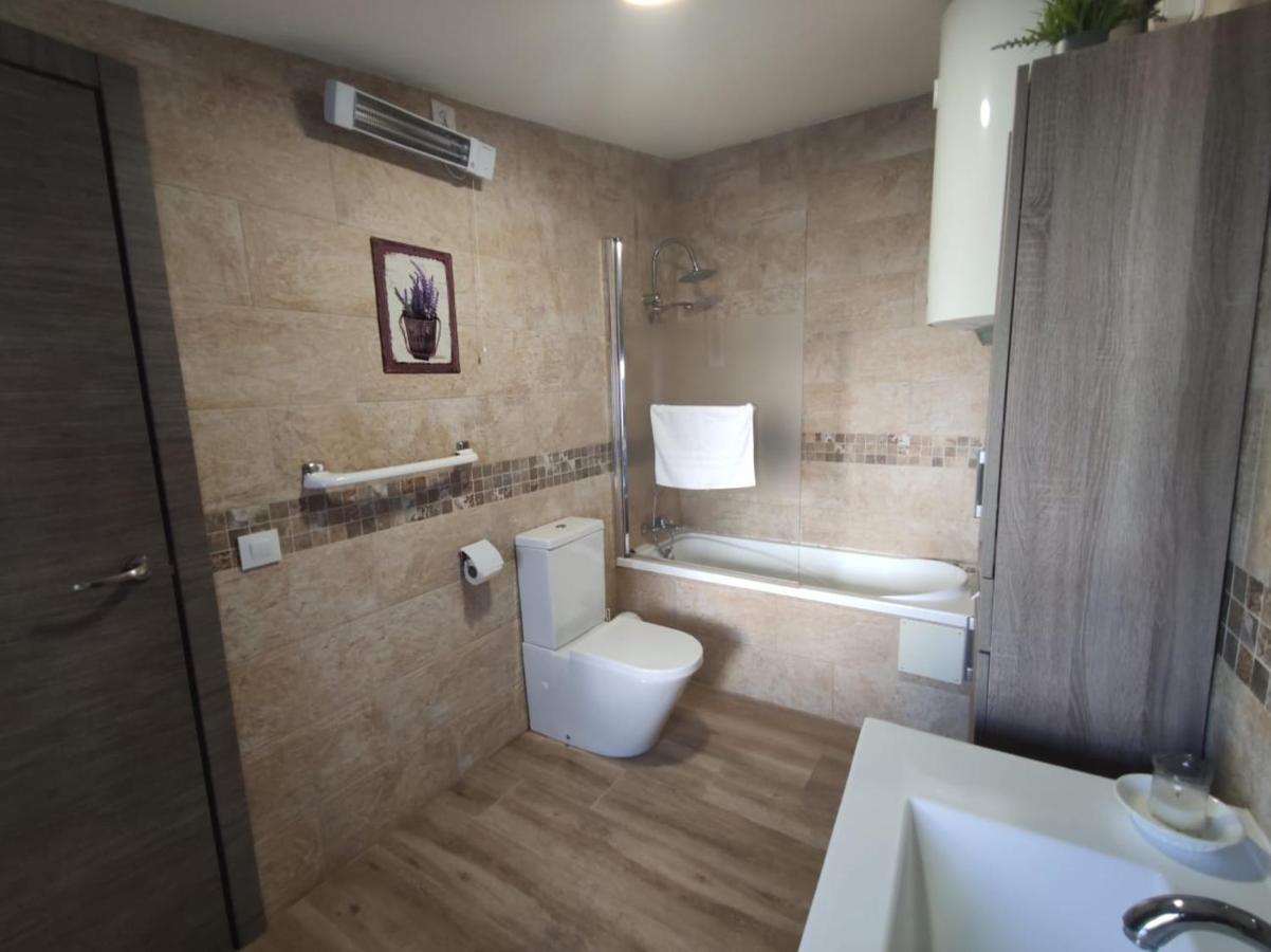 Casa Rural La Zzinetina Con Jacuzzi Константина Екстериор снимка